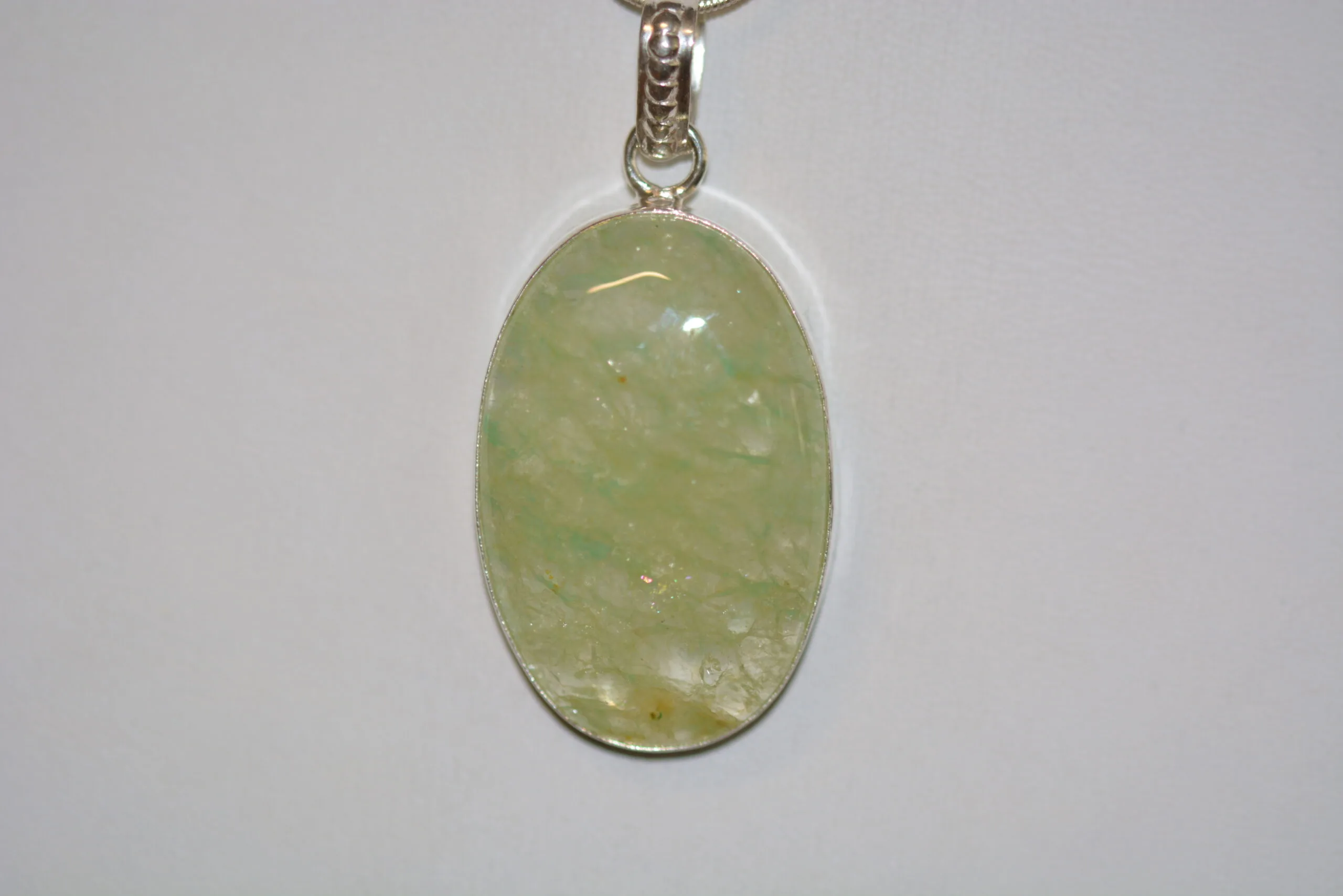 Pendentif en Prehnite