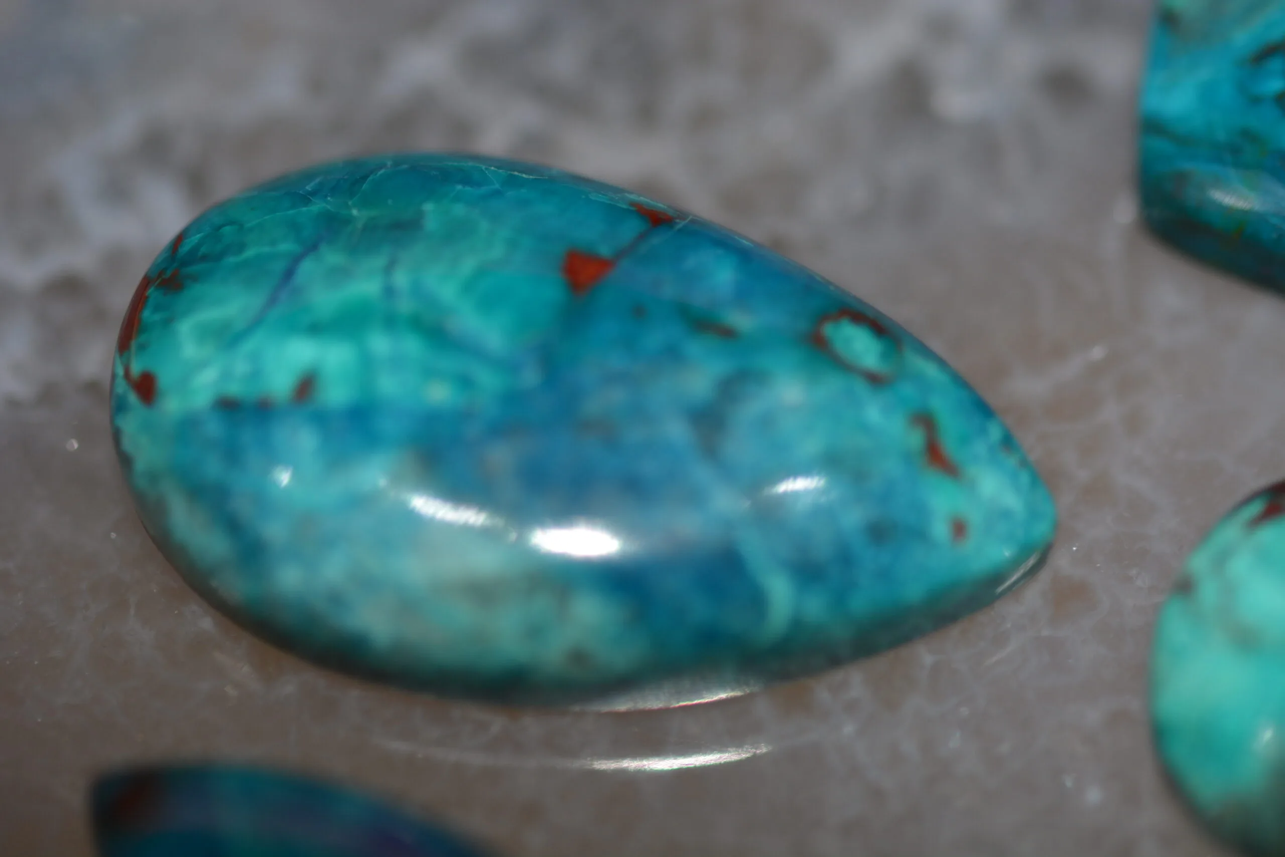 Chrysocolle Cabochon lot – Image 9