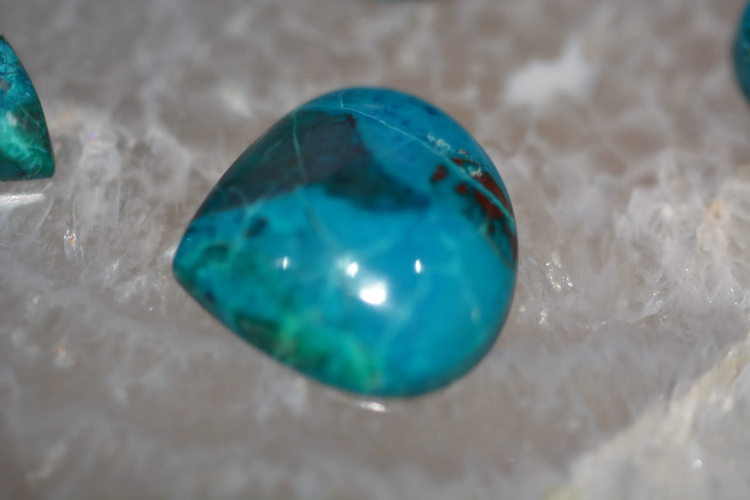 Chrysocolle Cabochon lot – Image 5
