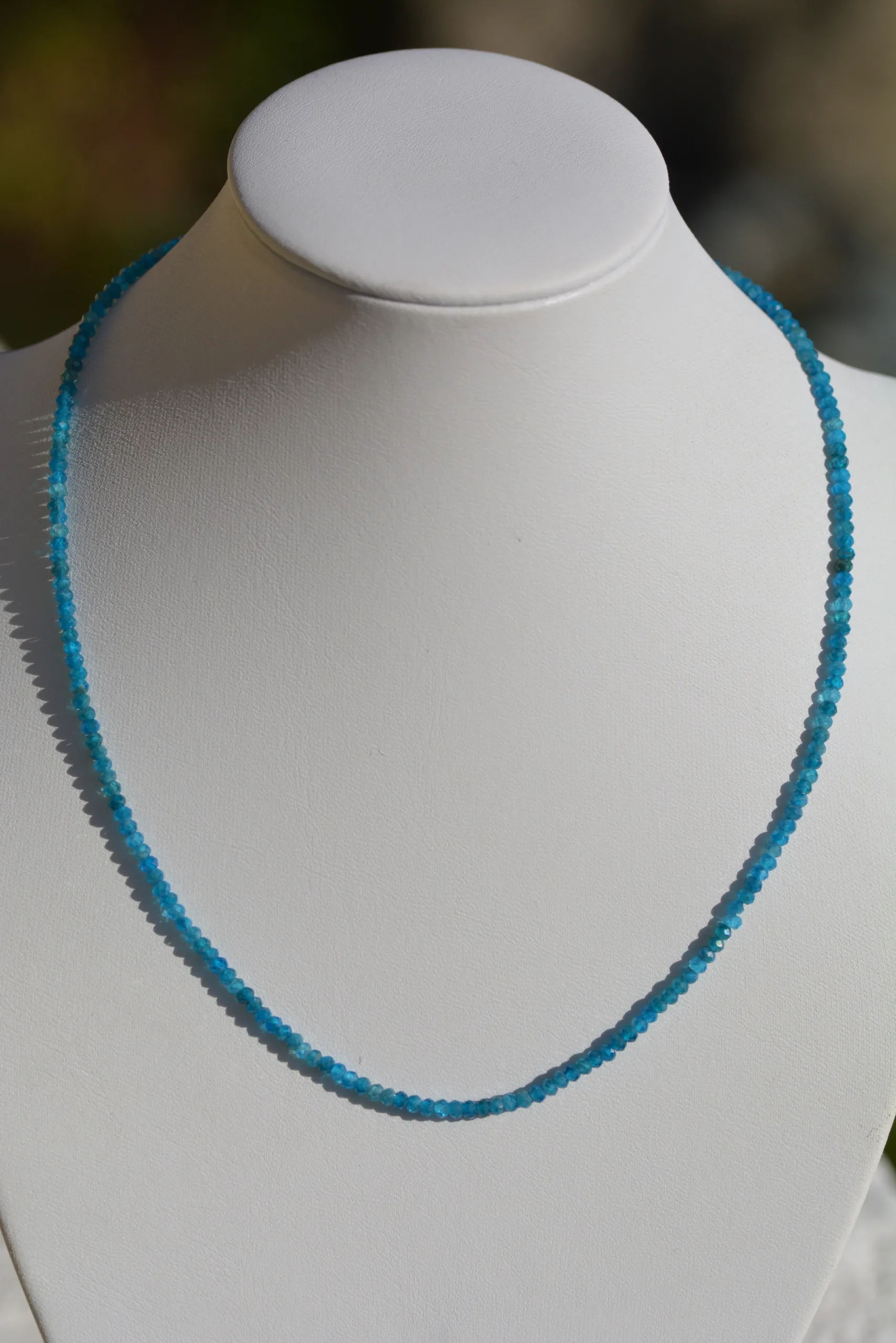 Collier en Apatite