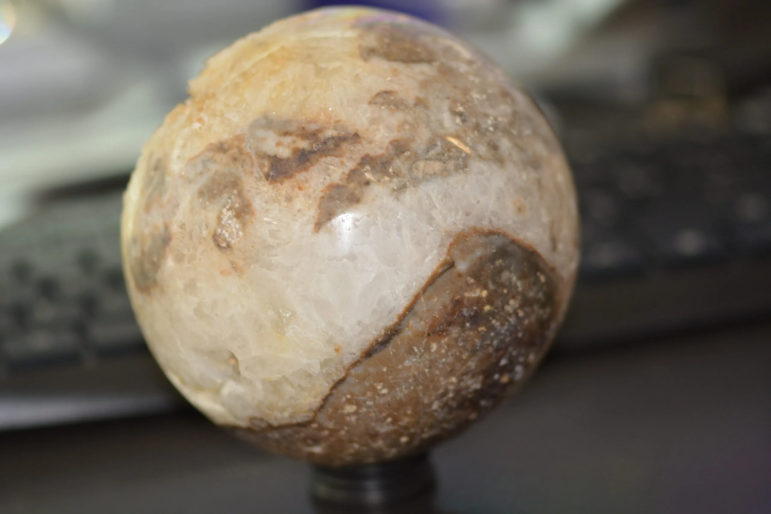 Sphère de quartz cristal jaune – Image 9