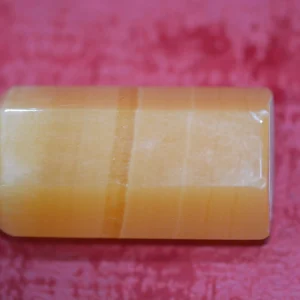Calcite Jaune Obélisque