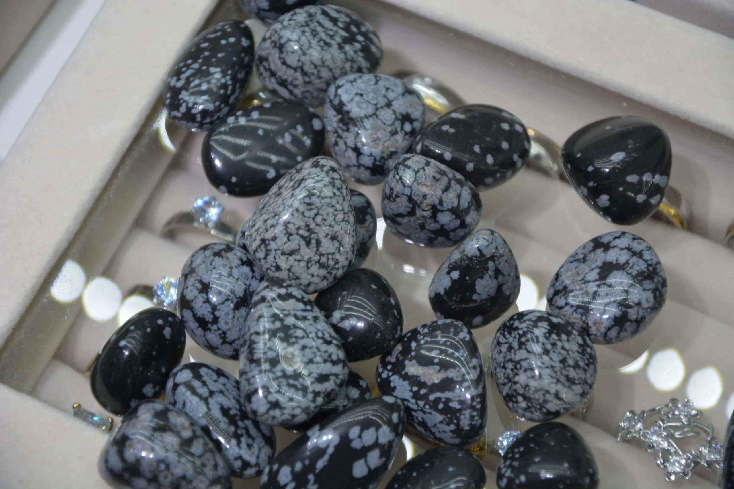Obsidienne flocon de neige