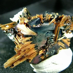Rutile sur Hématite